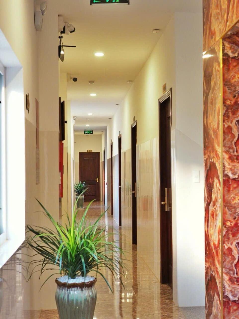 Khach San My Ngoc Hotell Buon Ma Thuot Eksteriør bilde